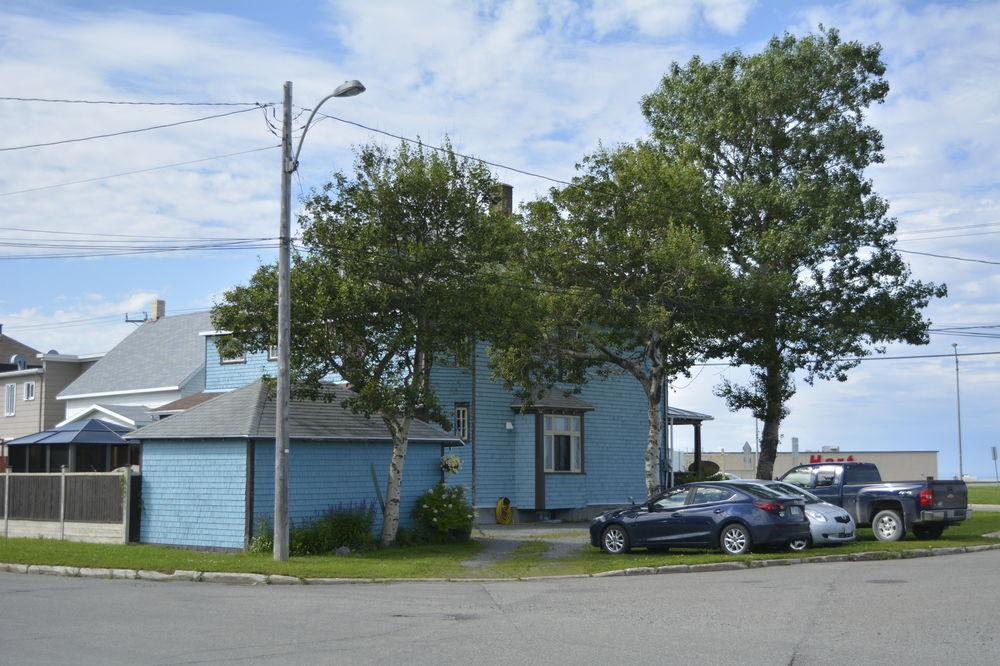 Auberge Bruine Océane Matane Buitenkant foto